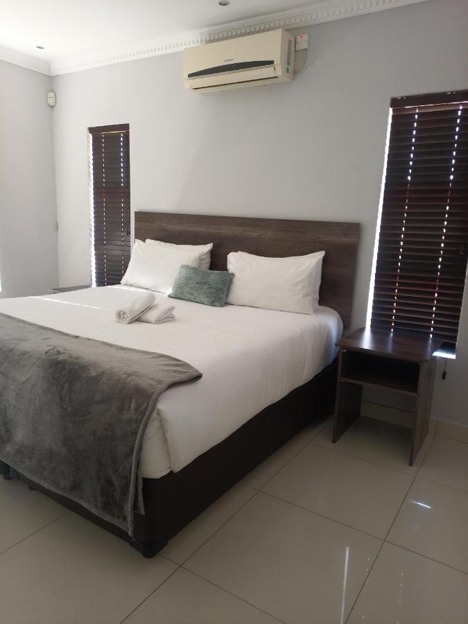 Olive Exclusive Villa Gaborone Eksteriør billede